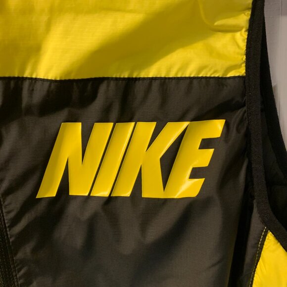 Nike Men's Oregon Ducks Puffer Vest Sz L Reversible Black Yellow U of O Full Zip - Picture 5 of 9